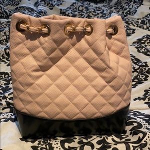 Quilted Backpack Bucket Shoulder